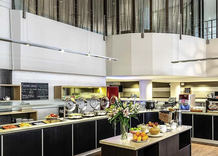 Ibis Melbourne Hotel And Apartments